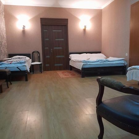 Historical Apartment In City Center Tbilissi Extérieur photo