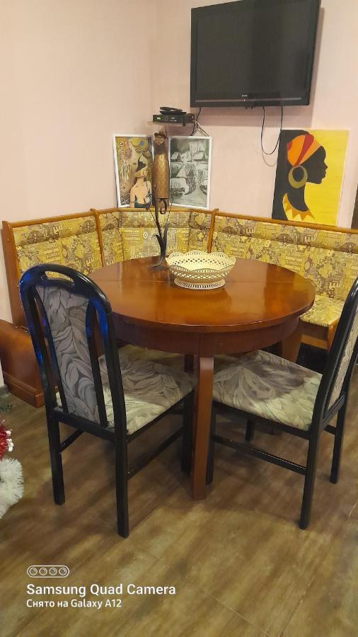Historical Apartment In City Center Tbilissi Extérieur photo