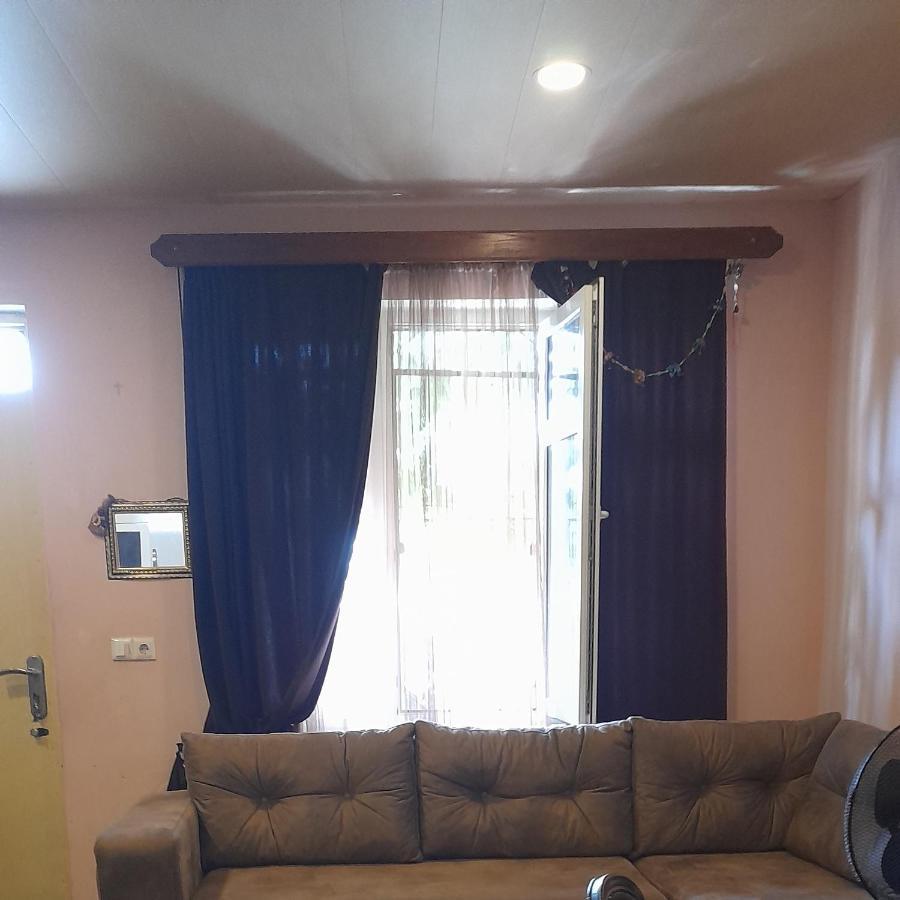 Historical Apartment In City Center Tbilissi Extérieur photo