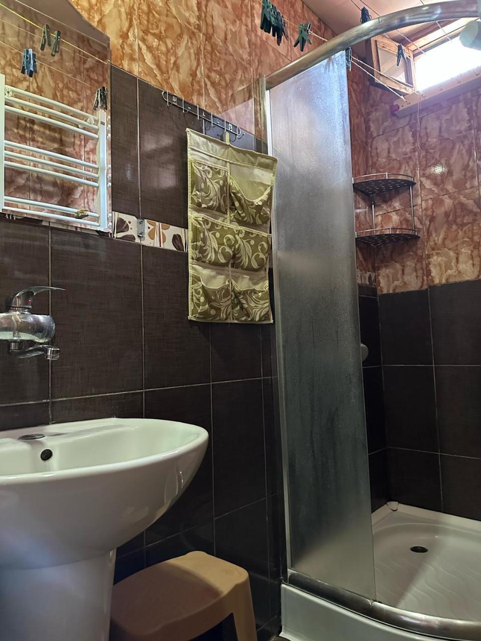 Historical Apartment In City Center Tbilissi Extérieur photo