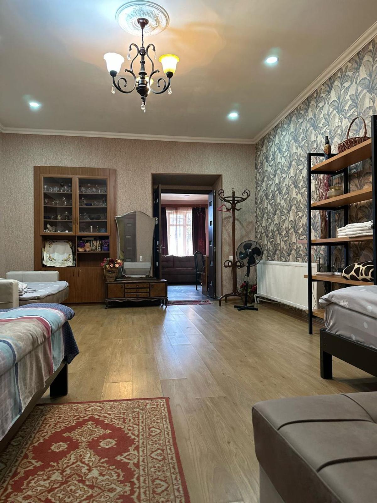 Historical Apartment In City Center Tbilissi Extérieur photo